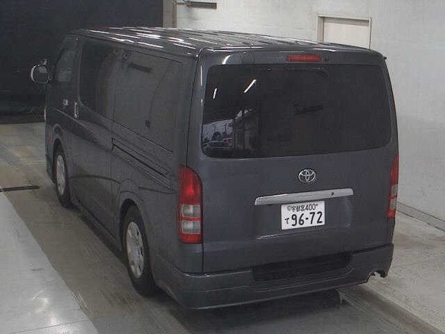 Toyota Hiace SuperGL 2010