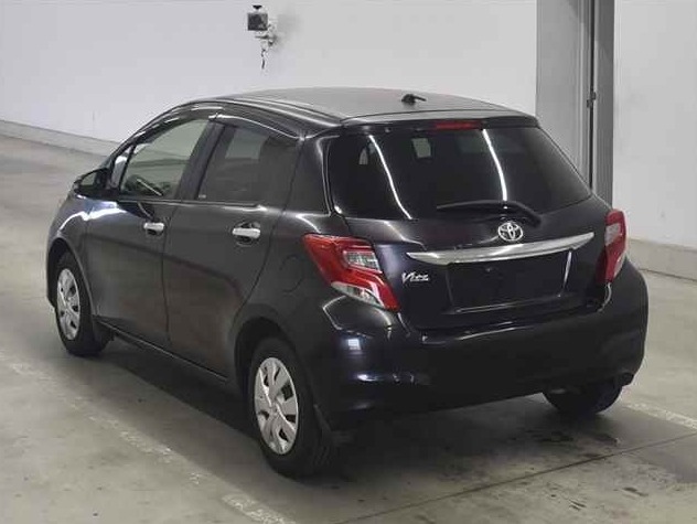 Toyota Vitz 2016