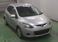 MAZDA DEMIO 2010