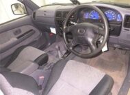 TOYOTA HILUX XTRA CAB 2003