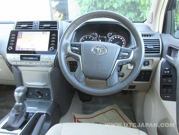 TOYOTA LAND CRUISER PRADO 2024