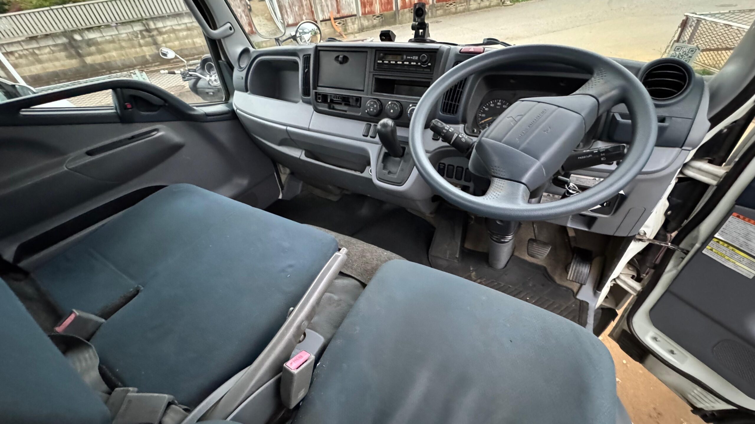 Mitsubishi Canter 2012