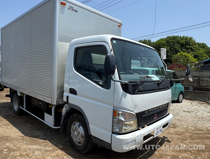Mitsubishi Canter 2003