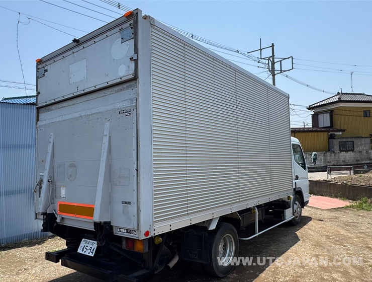 Mitsubishi Canter 2003