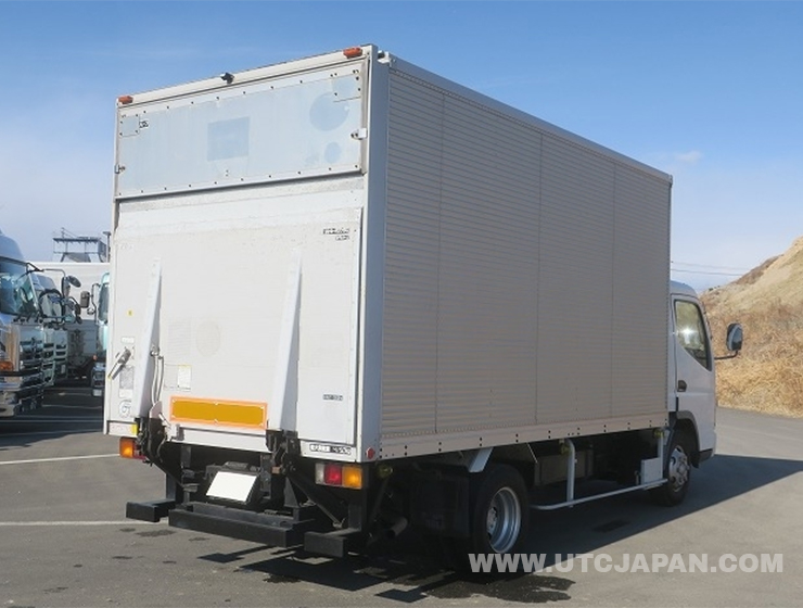 Mitsubishi Canter 2003