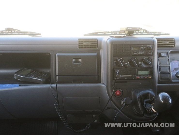 Mitsubishi Canter 2003