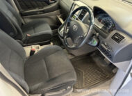 TOYOTA ALPHARD 2004