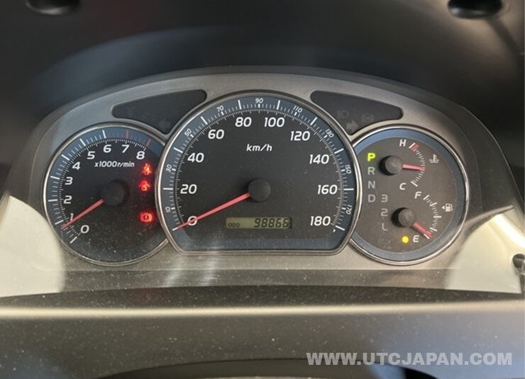 TOYOTA ALPHARD 2004