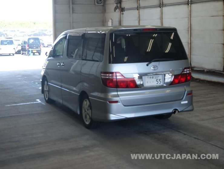 TOYOTA ALPHARD 2005