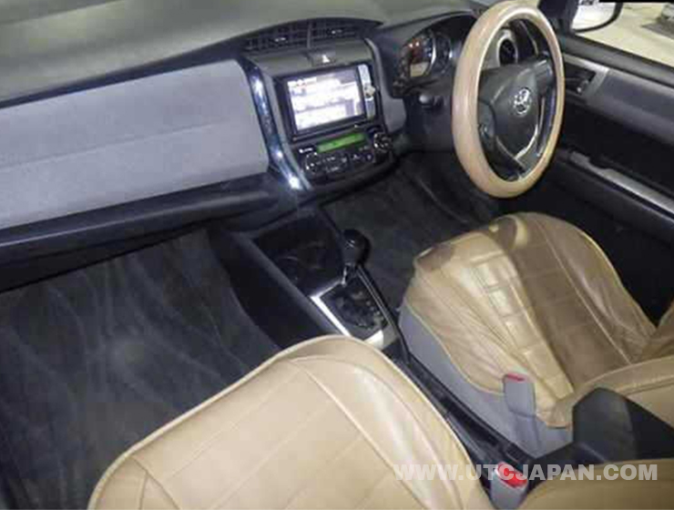 TOYOTA COROLLA AXIO G 2012