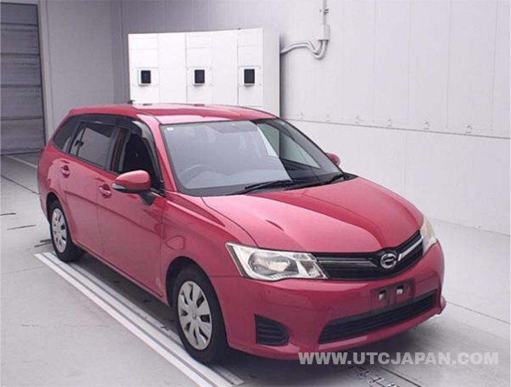 TOYOTA COROLLA FIELDER 2013