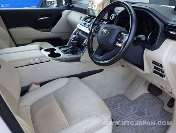 TOYOTA LANDCRUISER 2023