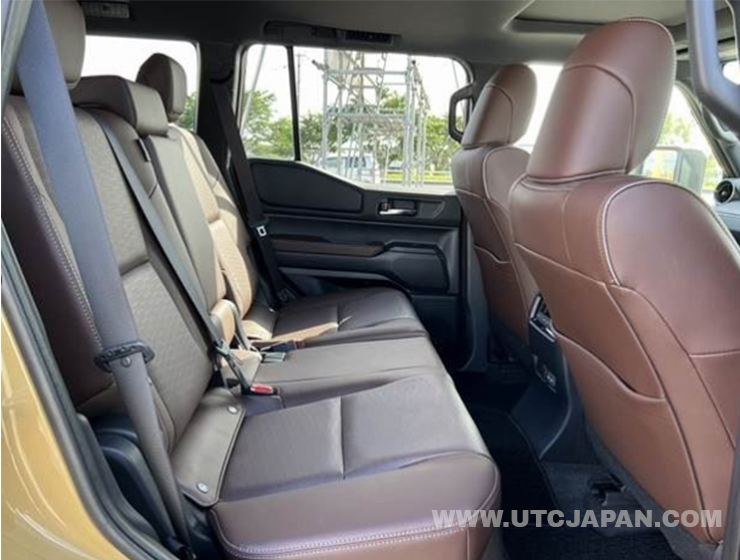 TOYOTA LANDCRUISER 2024