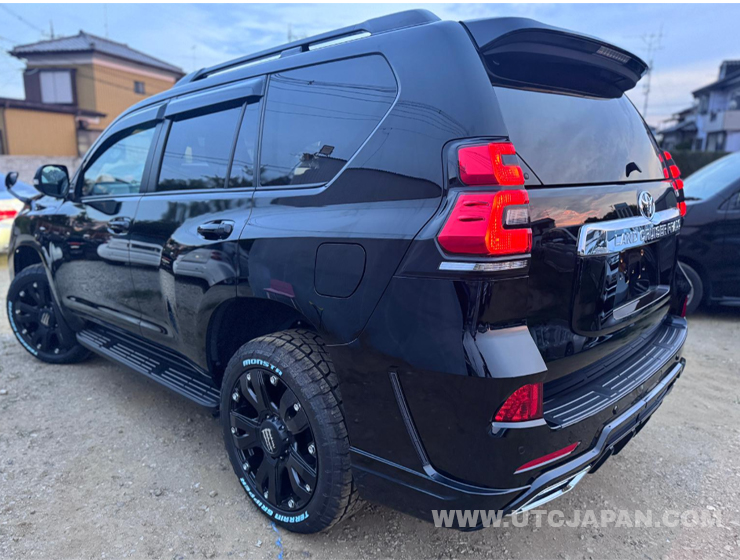 TOYOTA LANDCRUISER PRADO TXL 2023