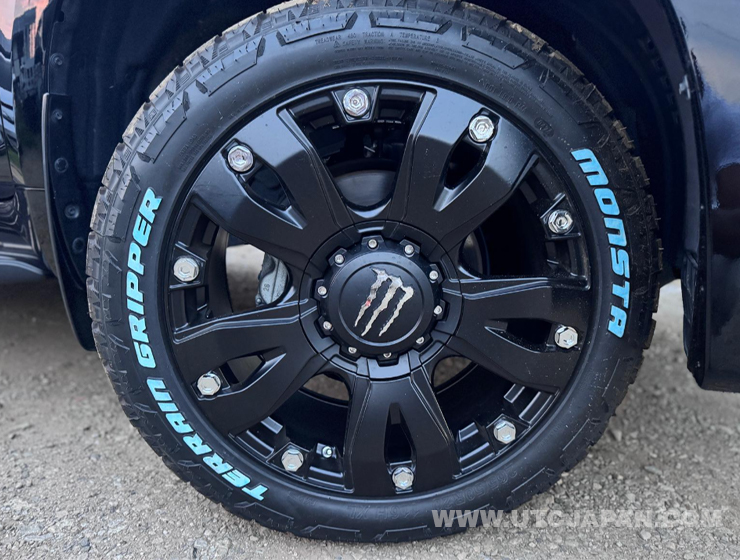 TOYOTA LANDCRUISER PRADO TXL 2023