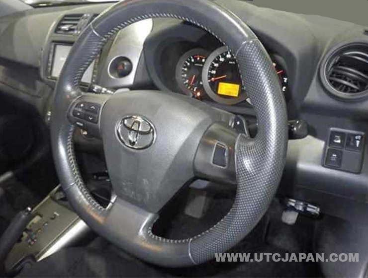 TOYOTA VANGUARD 2011
