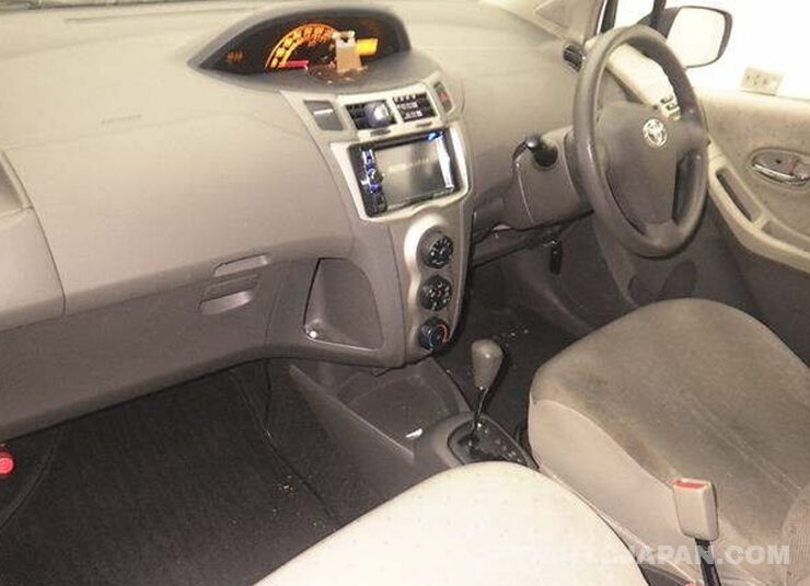 TOYOTA VITZ 2007
