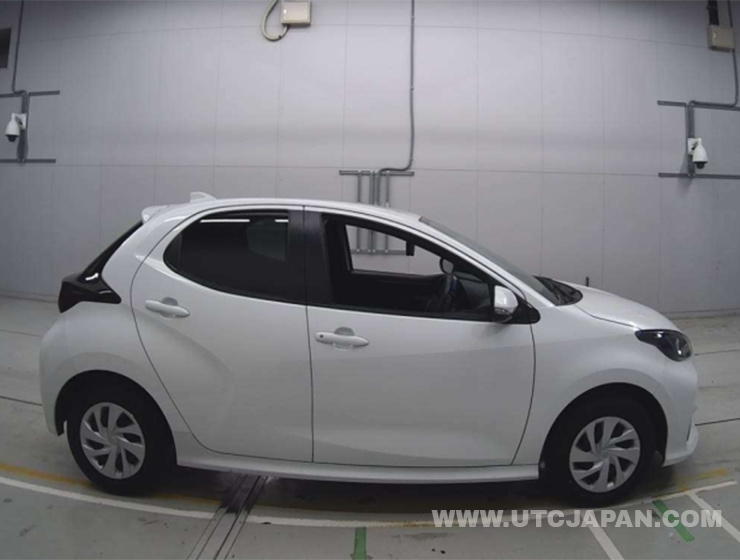 TOYOTA YARIS 2023