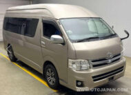 TOYOTA HIACE GRAND CABIN 2011