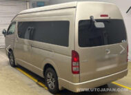TOYOTA HIACE GRAND CABIN 2011