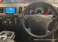 TOYOTA HIACE GRAND CABIN 2011