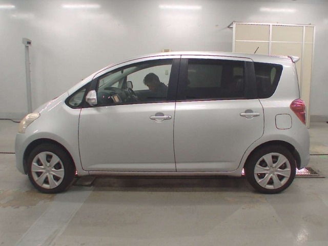 TOYOTA RACTIS 2008