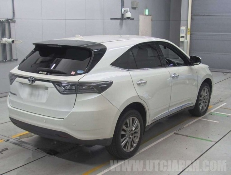 TOYOTA HARRIER 2015