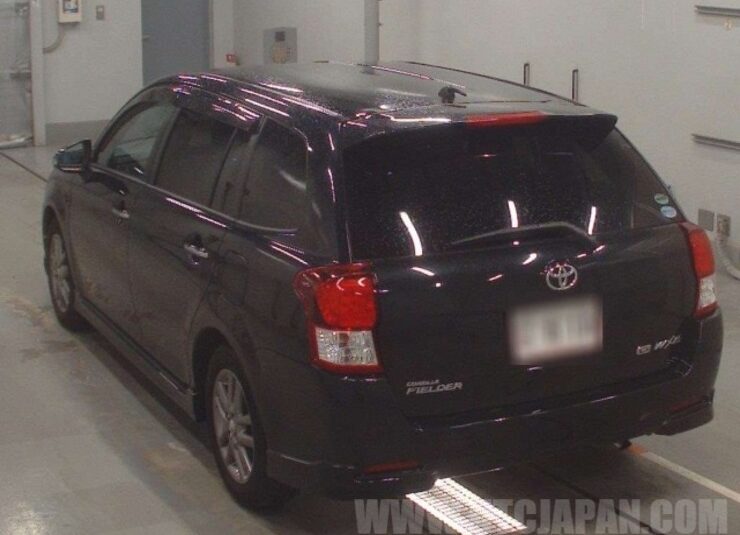 TOYOTA COROLLA FIELDER 2014