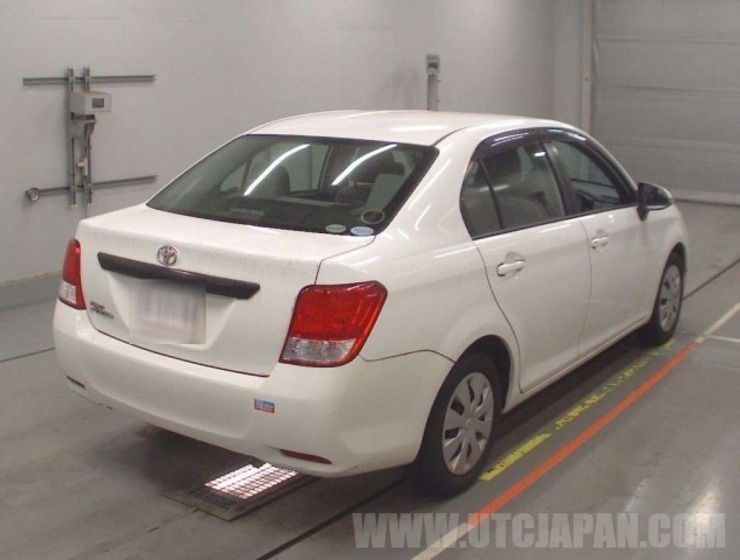 TOYOTA COROLLA AXIO 2014