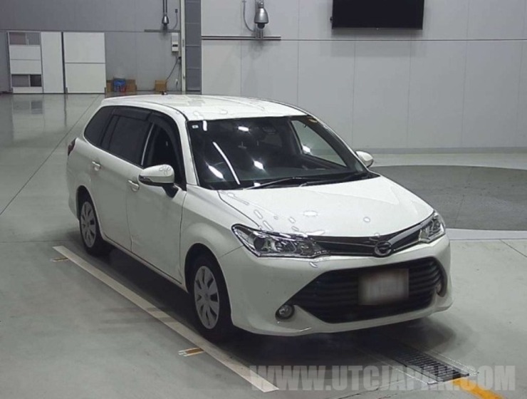 TOYOTA COROLLA FIELDER 2017