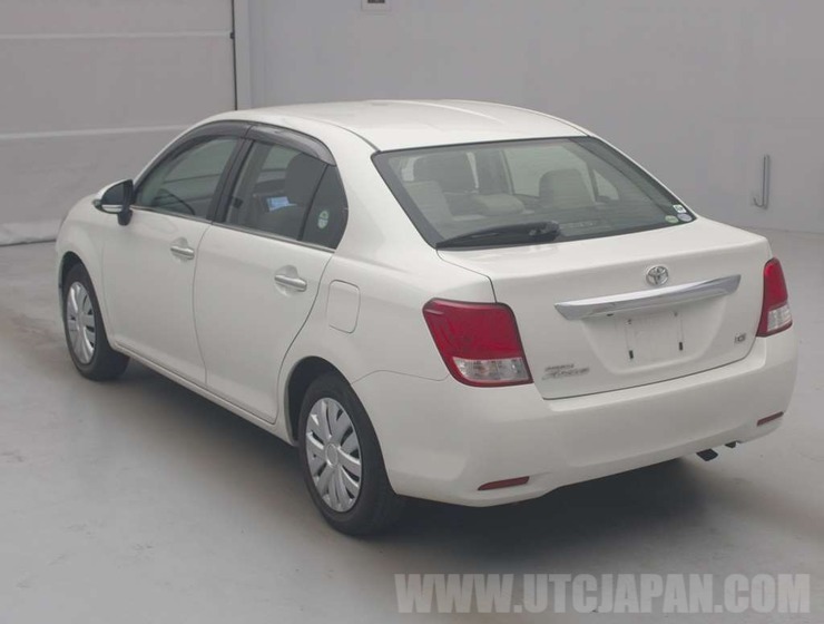 TOYOTA COROLLA AXIO 2014