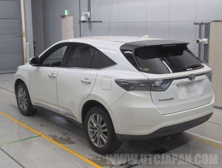 TOYOTA HARRIER 2015