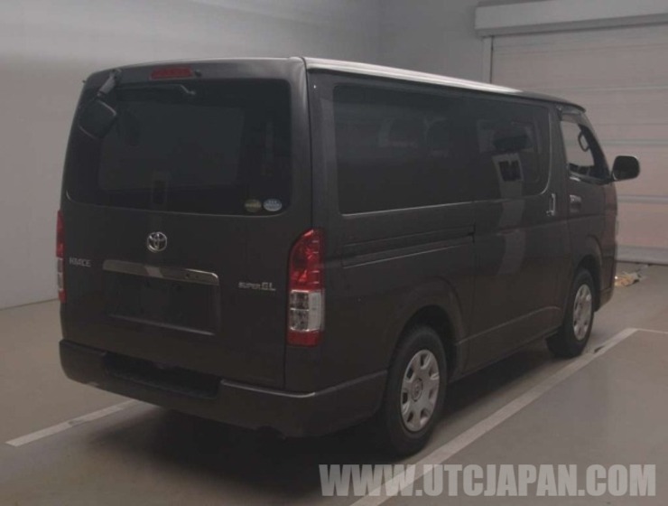 TOYOTA HIACE SUPER GL 2016
