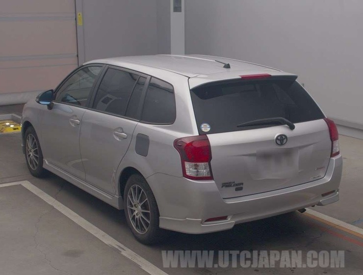 TOYOTA COROLLA FIELDER 2012