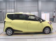 TOYOTA SIENTA 2016
