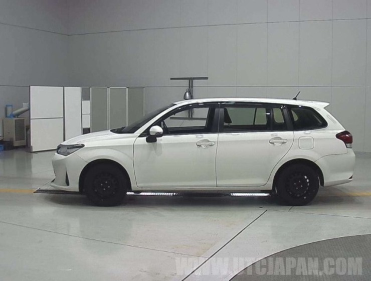 TOYOTA COROLLA FIELDER 2020
