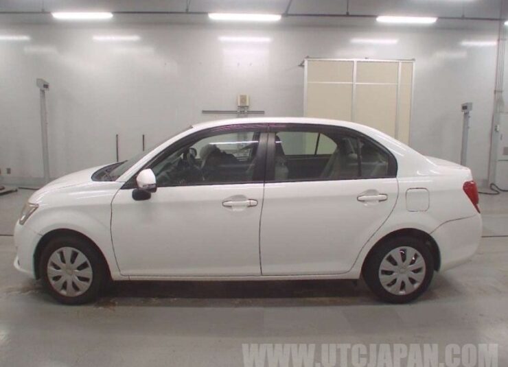 TOYOTA COROLLA AXIO 2014