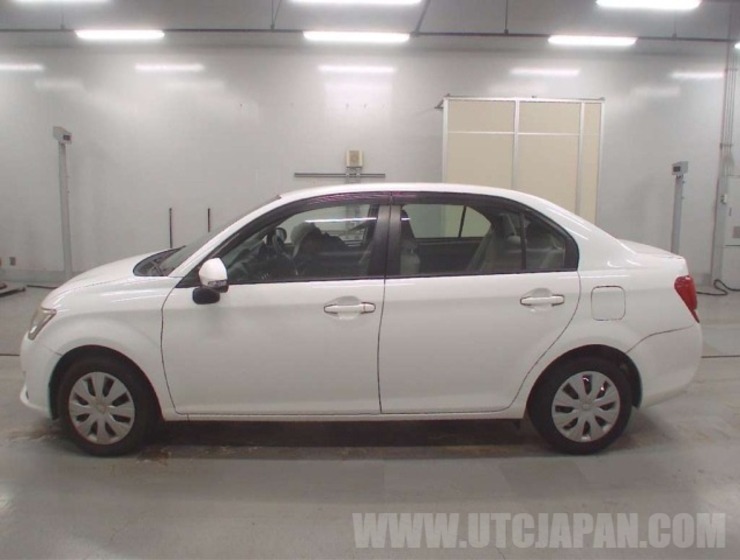 TOYOTA COROLLA AXIO 2014