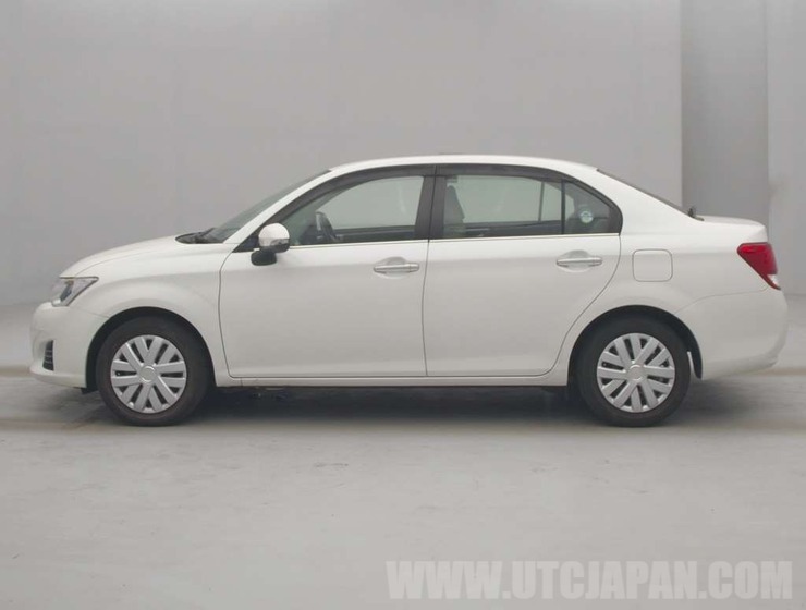 TOYOTA COROLLA AXIO 2014