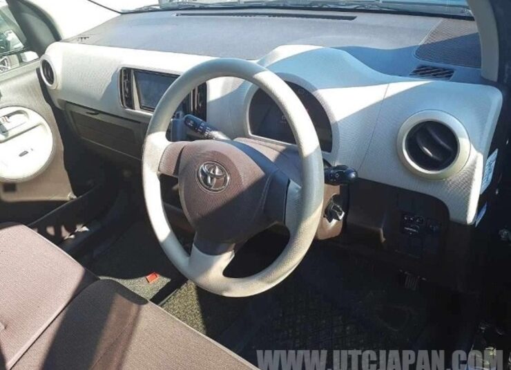 TOYOTA PASSO 2012