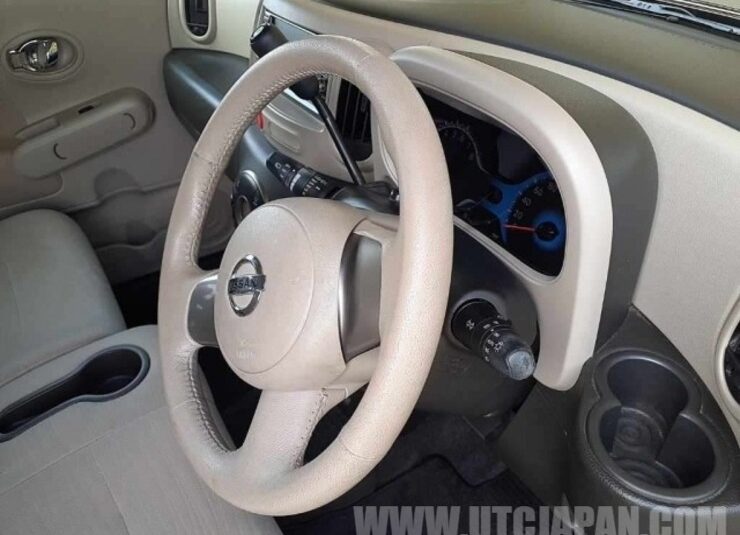 NISSAN CUBE 2015