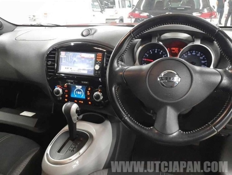 NISSAN JUKE 2015