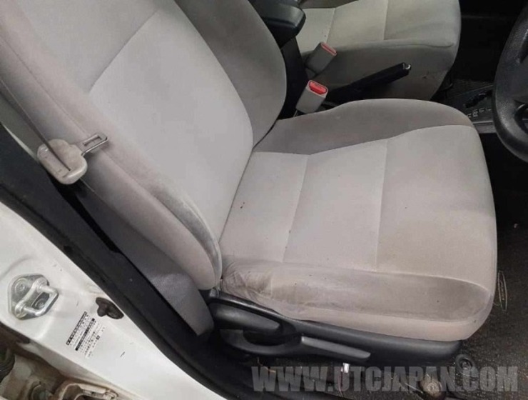 TOYOTA COROLLA AXIO 2014