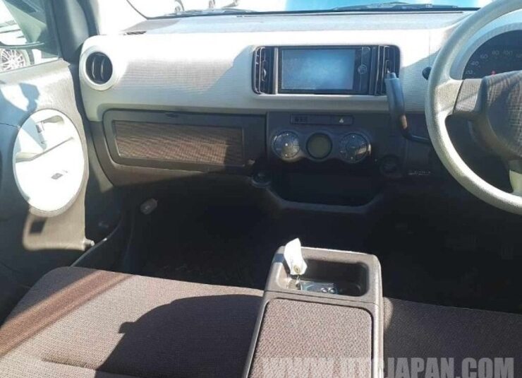 TOYOTA PASSO 2012