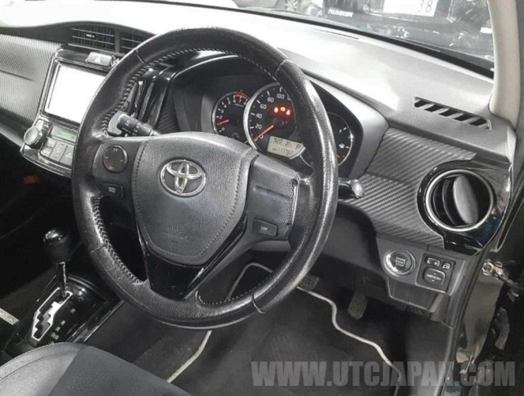 TOYOTA COROLLA FIELDER 2014