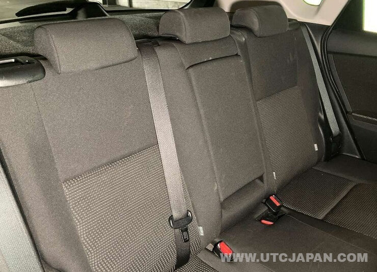 TOYOTA AURIS 2013
