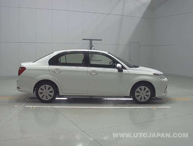 TOYOTA AXIO 2015