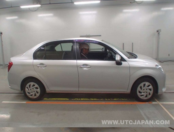 TOYOTA COROLLA AXIO 2020