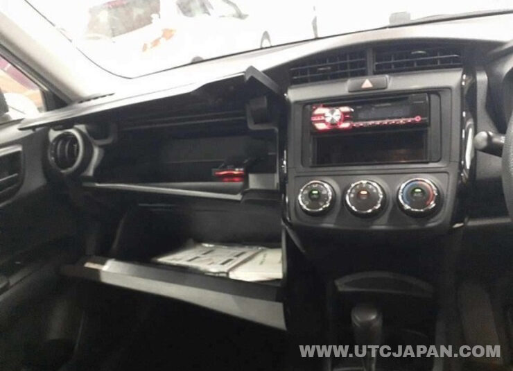 TOYOTA COROLLA AXIO 2020