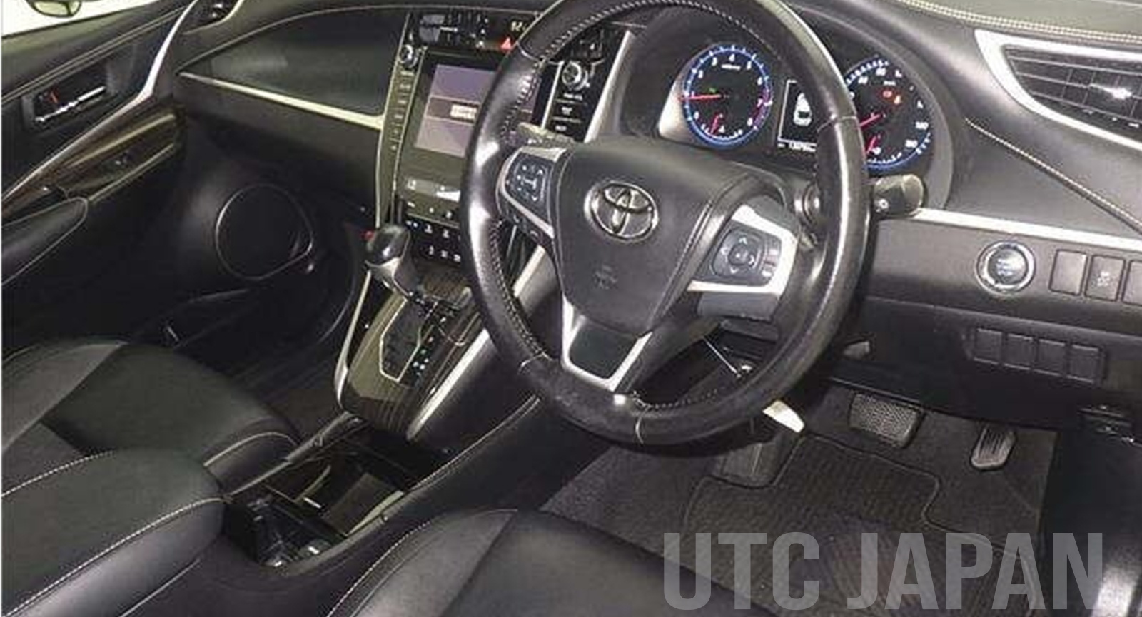 TOYOTA HARRIER 2014